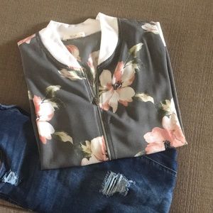 Adorable gray bomber jacket, pink/white flowers
